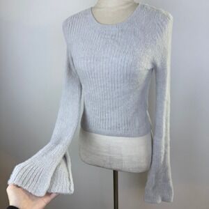 H&M Divided Womens Light Grey Fuzzy Eyelash Knit Flare Bell Sleeve Sweater Sz Sm